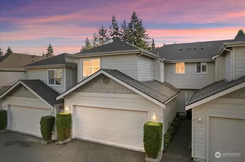 21317 76th Ave W #4, Edmonds, WA 98026
