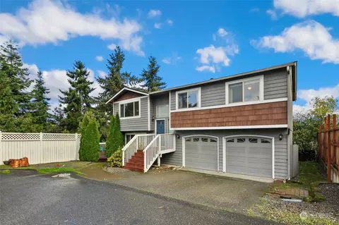3010 S Charlestown St, Seattle, WA 98144