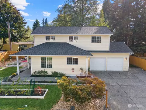 5615 East Dr, Everett, WA 98203