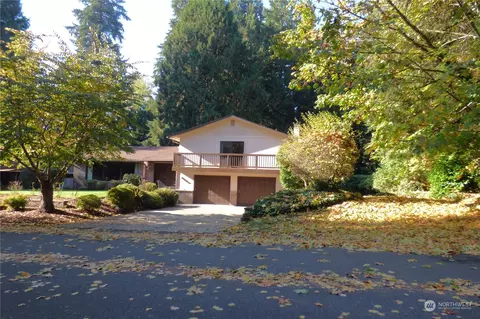 4619 Claridge Dr SE, Olympia, WA 98501