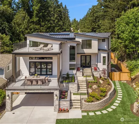 13036 NE 1st St, Bellevue, WA 98005