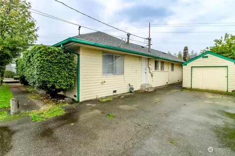 665 Myrtine St, Enumclaw, WA 98022 photo 3
