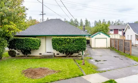 665 Myrtine St, Enumclaw, WA 98022