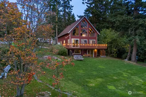 2026 Rockcress Ln, Oak Harbor, WA 98277