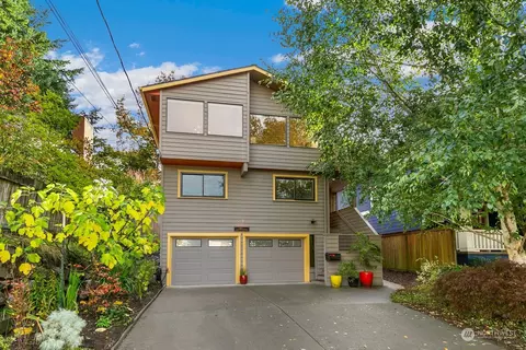 2616 31st Ave W, Seattle, WA 98199