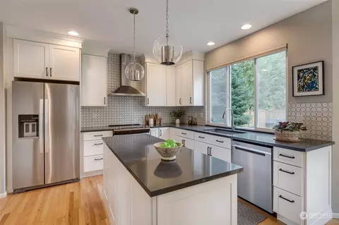 20022 27th Dr SE, Bothell, WA 98012 photo 11