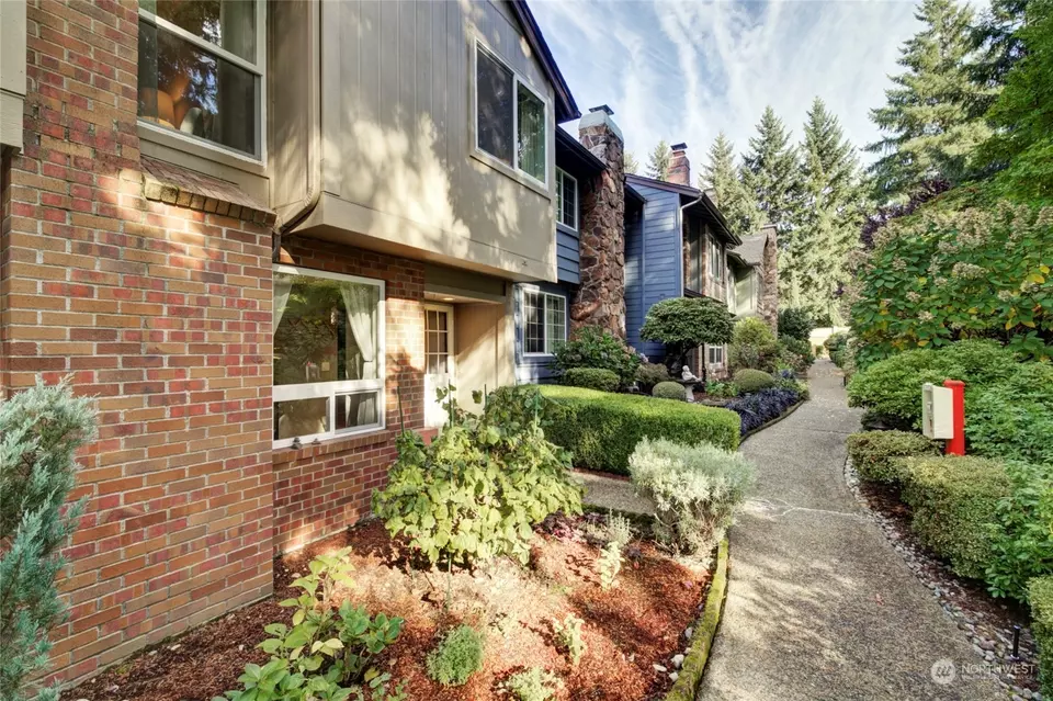  1035 156th Ave NE #34, Bellevue, WA 98007 photo 34