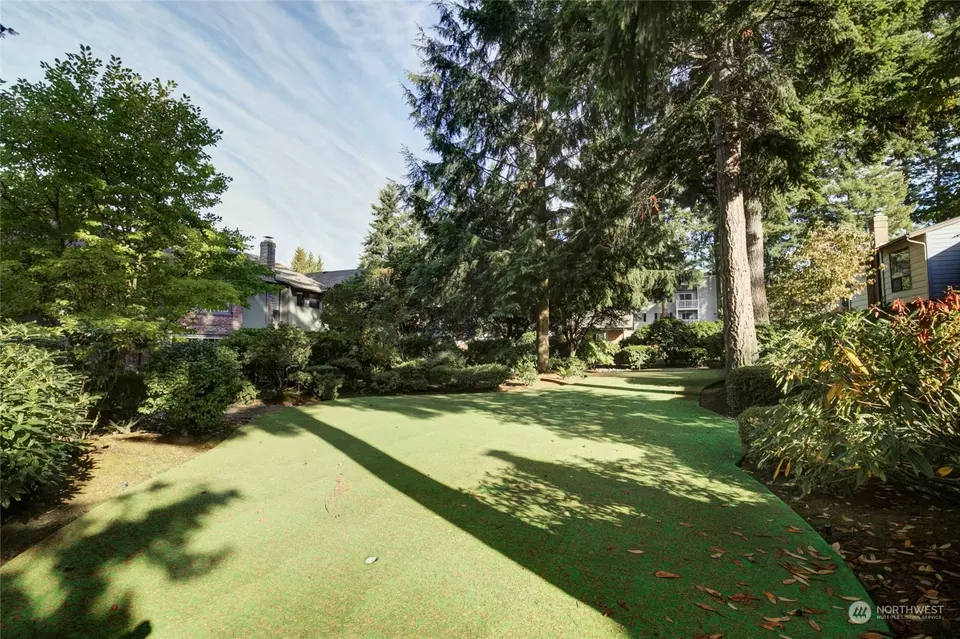  1035 156th Ave NE #34, Bellevue, WA 98007 photo 32