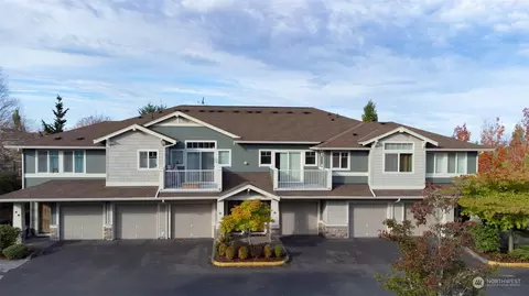 6111 Hazel Ave SE #E-3, Auburn, WA 98092
