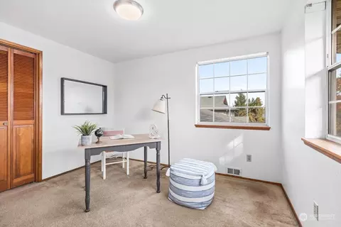8910 10th Dr SE, Everett, WA 98208 photo 26