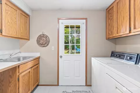 8910 10th Dr SE, Everett, WA 98208 photo 20