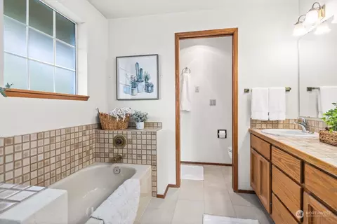 8910 10th Dr SE, Everett, WA 98208 photo 22