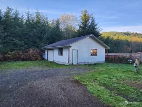 343 Elk Valley Rd, Forks, WA 98331