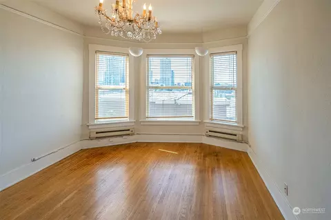 317 E Thomas St, Seattle, WA 98102 photo 8