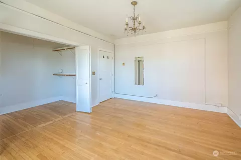 317 E Thomas St, Seattle, WA 98102 photo 7