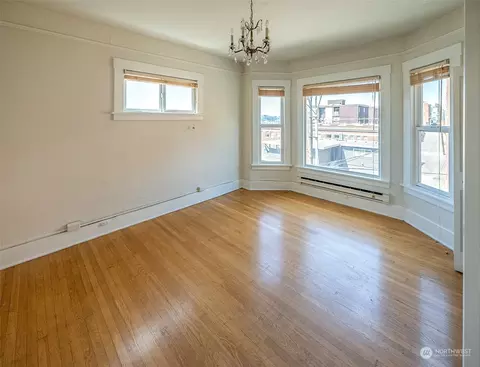 317 E Thomas St, Seattle, WA 98102 photo 6