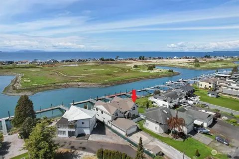 4145 Saltspring Dr, Ferndale, WA 98248