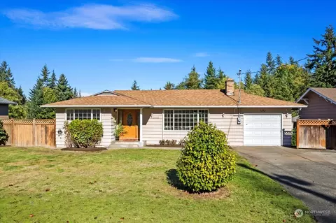 5911 164th Pl SW, Lynnwood, WA 98037