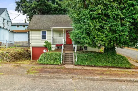 102 Bloomington Ave, Bremerton, WA 98312