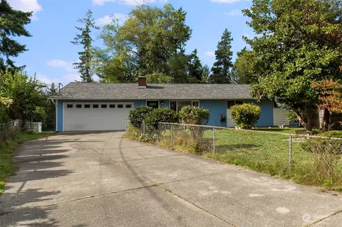 2983 Pickering Pl NE, Bremerton, WA 98310