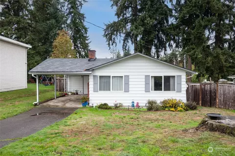 1347 E Maple St, Kent, WA 98030