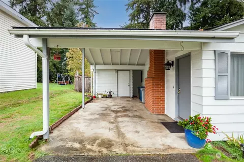 1347 E Maple St, Kent, WA 98030 photo 20