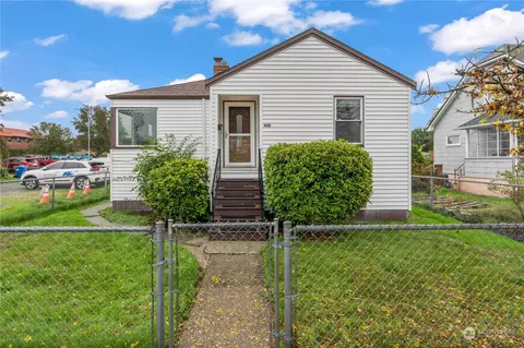 408 Shattuck Ave S, Renton, WA 98057