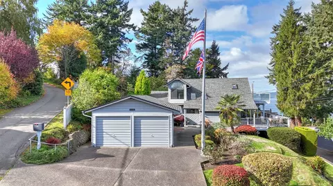 6616 Soundview Dr NE, Tacoma, WA 98422
