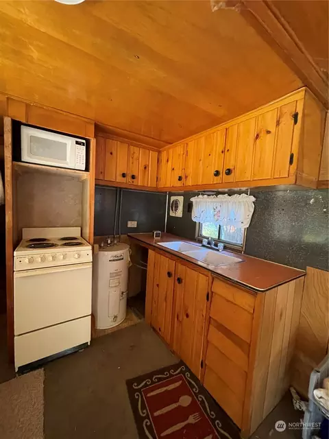 405 A Ave N, Conconully, WA 98819 photo 6