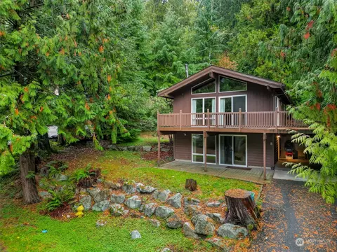 5 Whistling Swan Pl, Bellingham, WA 98229