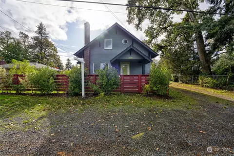 9406 Kenwood Dr SW, Lakewood, WA 98498