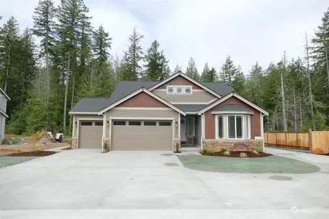 9748 Brayden Ct SE, Lacey, WA 98513
