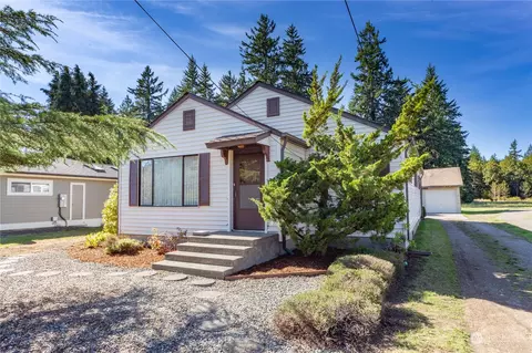 11223 Rhody Dr, Port Hadlock, WA 98339
