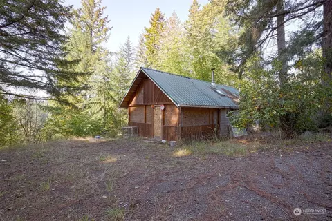3780 S 3790 S Mission Rd W, Bremerton, WA 98312