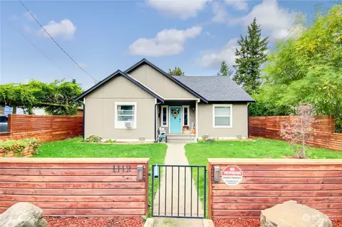 1112 Sidney Ave, Port Orchard, WA 98366