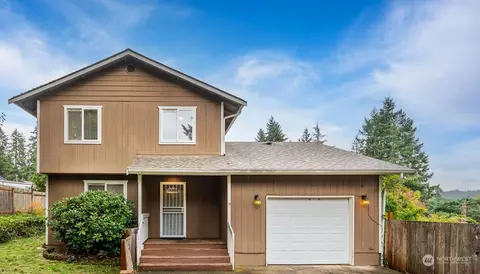 70 NE Davey Jones Ct, Belfair, WA 98528