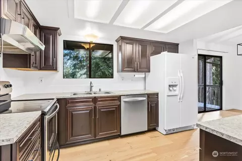 7023 Lower Ridge Rd, Everett, WA 98203 photo 13