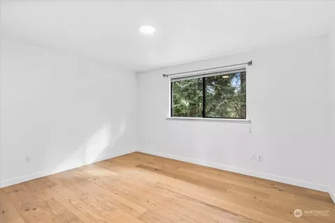 7023 Lower Ridge Rd, Everett, WA 98203 photo 16
