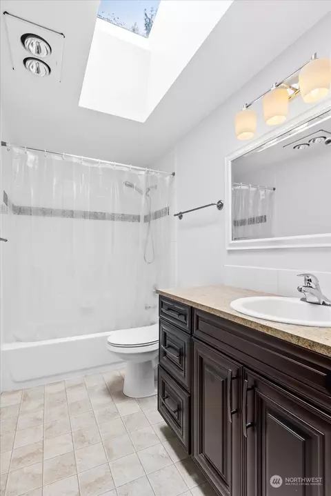 7023 Lower Ridge Rd, Everett, WA 98203 photo 19
