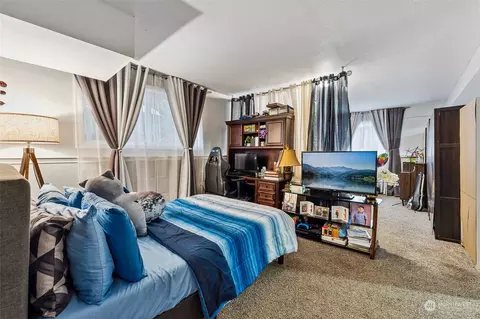 21015 Wright Rd E, Spanaway, WA 98387 photo 9