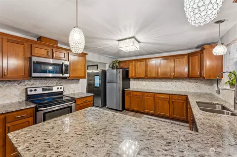 21015 Wright Rd E, Spanaway, WA 98387 photo 7