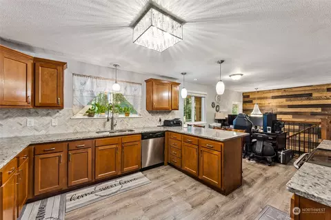21015 Wright Rd E, Spanaway, WA 98387 photo 8