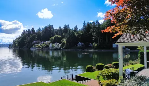 3430 Country Club Dr NW, Olympia, WA 98502