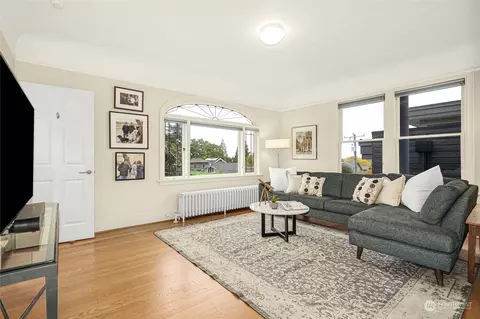2308 11th Ave E, Seattle, WA 98102 photo 15