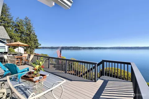 41 E Grape Dr, Grapeview, WA 98546 photo 3
