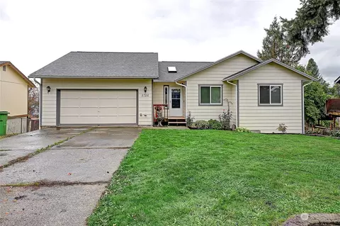 5726 61 Dr NE, Marysville, WA 98270