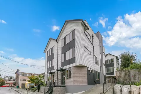 714 N Motor Pl #C, Seattle, WA 98103