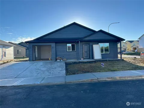 2009 Apple Rd, Winlock, WA 98596