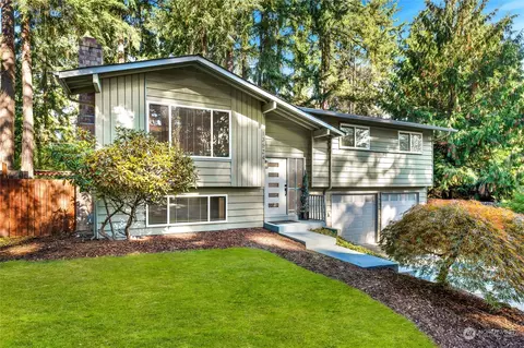 13524 NE 78th Pl, Redmond, WA 98052