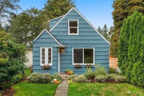 11747 Bartlett Ave NE, Seattle, WA 98125